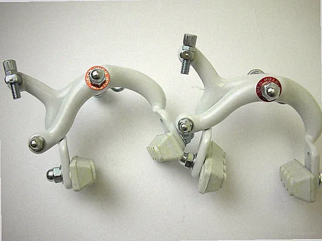 27" ROAD BIKE BICYCLE ALUMINUM MEN WOMEN SIDE PULL BRAKE CALIPER WHITE NEW F + R