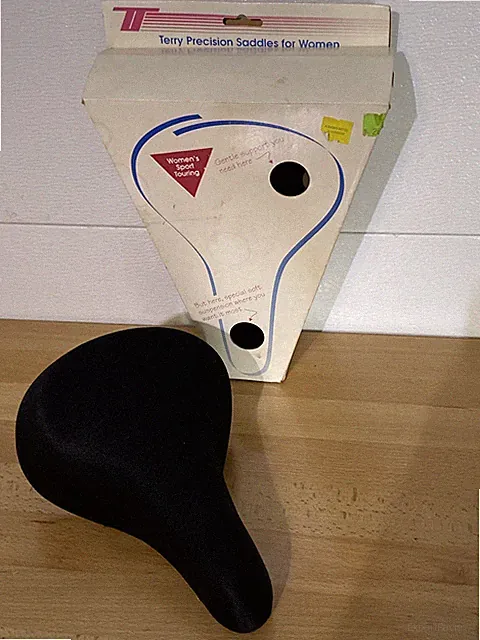 Terry Precision Women’s Sport Touring Bike Saddle Black Vintage NOS Taiwan 9.75